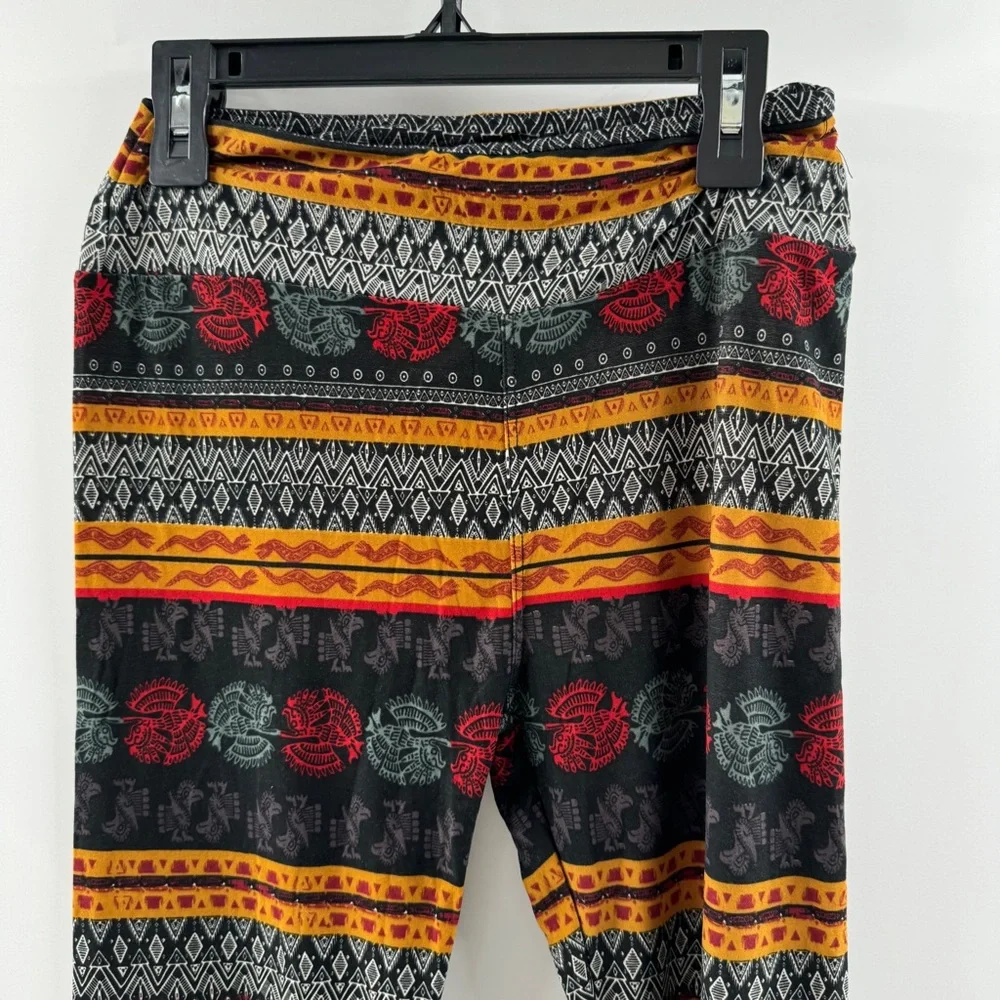 LuLaRoe One Size (OS) Leggings – Buttery Soft Stretchy Printed Leggings - Picture 3 of 5